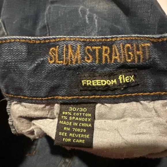 Carbon Men’s 30x30 Dark Wash Slim Straight Freedom Flex Stretch Jeans - Picture 4 of 8